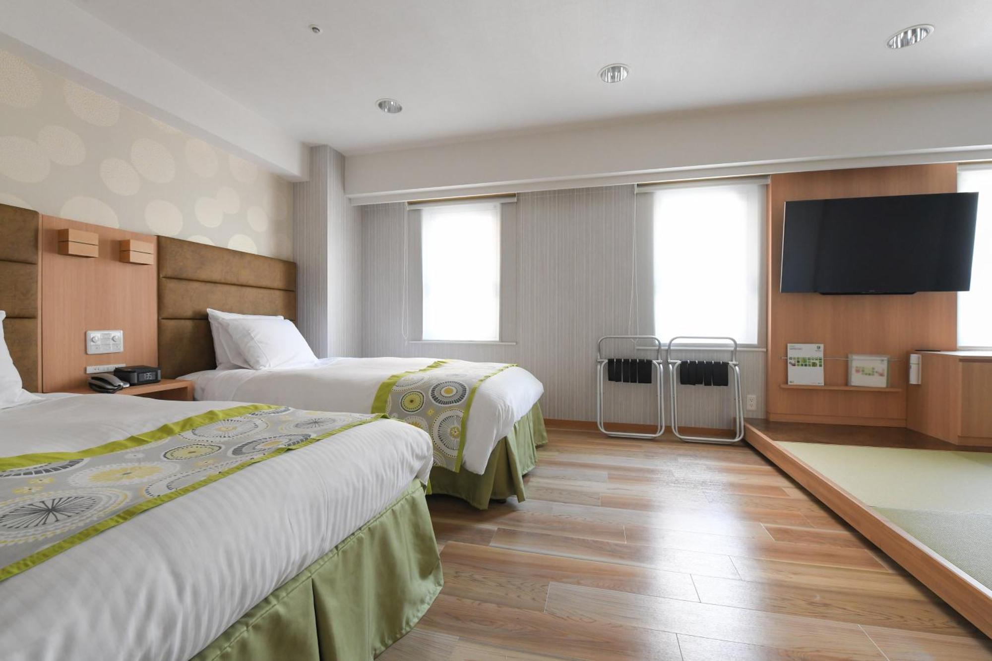 Ana Holiday Inn Sapporo Susukino By Ihg Екстер'єр фото